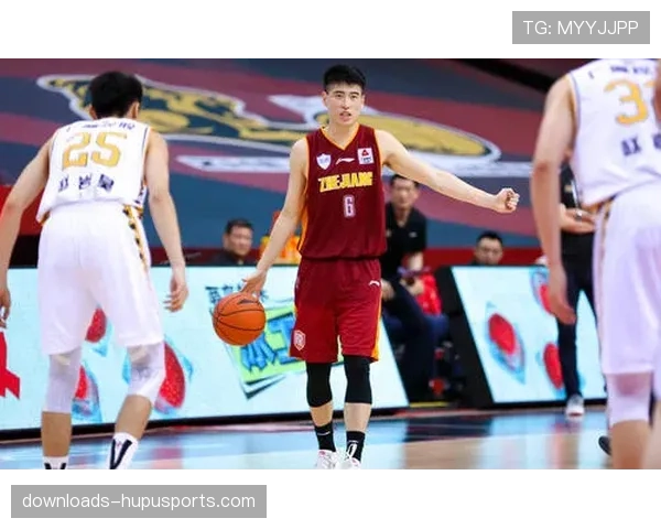 【2026年4月CBA联赛跑动强度与节奏变化·赛中·聚焦最后两分钟争议判罚频出，比赛节奏多次中断引发双方教练不满